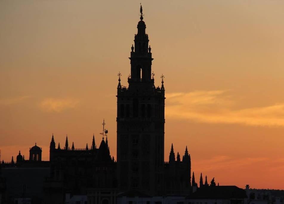 Apartament Puerta De San Juan Sewilla Zewnętrze zdjęcie